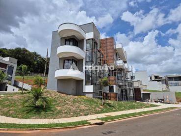 Casa de 345m² à Venda, 4 quartos - Ponta Grossa - Ref. 462007-4