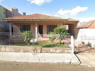 Casa de 10m² à Venda, 5 quartos - Ponta Grossa - Ref. 518366-4