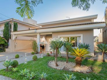 Casa de 692m² à Venda, 4 quartos - Ponta Grossa - Ref. 519195-4