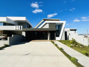 Casa em Condomínio de 336m² à Venda, 4 quartos - Ponta Grossa - Ref. 528601-4