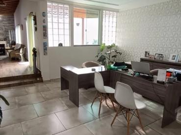 Casa de 300m² à Venda, 4 quartos - Ponta Grossa - Ref. 520102-4