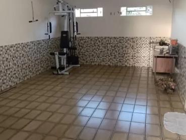 Casa de 280m² para Alugar, 4 quartos - Ponta Grossa - Ref. 520148-5