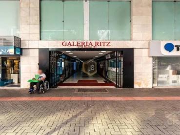 Sala Comercial de 108m² à Venda - Curitiba - Ref. 520256-4