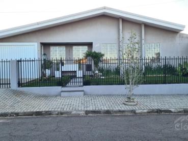 Casa de 200m² para Alugar, 4 quartos - Ponta Grossa - Ref. 524009-5