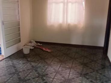 Casa de 434m² para Alugar, 6 quartos - Ponta Grossa - Ref. 528200-5