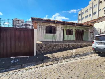 Casa de 225m² à Venda, 3 quartos - Ponta Grossa - Ref. 529203-4