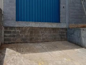 Armazém / Barracão / Depósito / Galpão de 200m² para Alugar - Ponta Grossa - Ref. 531152-5