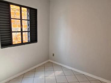 Sobrado de 88m² para Alugar, 3 quartos - Ponta Grossa - Ref. 531962-5