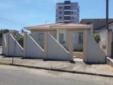 Casa de 275m² para Alugar, 3 quartos - Ponta Grossa - Ref. 541368-5