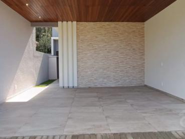Casa em Condomínio de 203m² à Venda, 3 quartos - Ponta Grossa - Ref. 541983-4