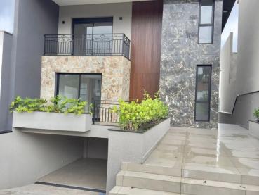 Casa em Condomínio de 254m² à Venda, 3 quartos - Ponta Grossa - Ref. 544039-4