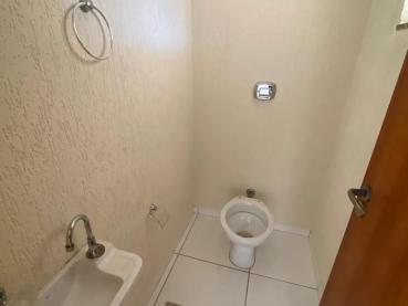 Sobrado de 140m² para Alugar, 3 quartos - Ponta Grossa - Ref. 546949-5