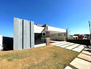 Casa em Condomínio de 450m² à Venda, 4 quartos - Ponta Grossa - Ref. 513137-4