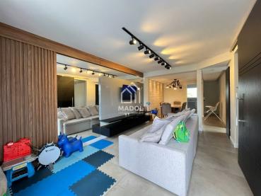 Casa de 210m² à Venda, 3 quartos - Ponta Grossa - Ref. 523023-4