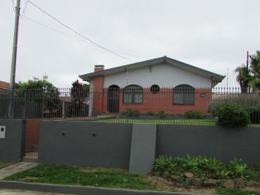 Casa de 247m² para Alugar, 3 quartos - Ponta Grossa - Ref. 144045-5