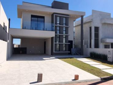 Sobrado de 356m² à Venda, 4 quartos - Ponta Grossa - Ref. 483347-4